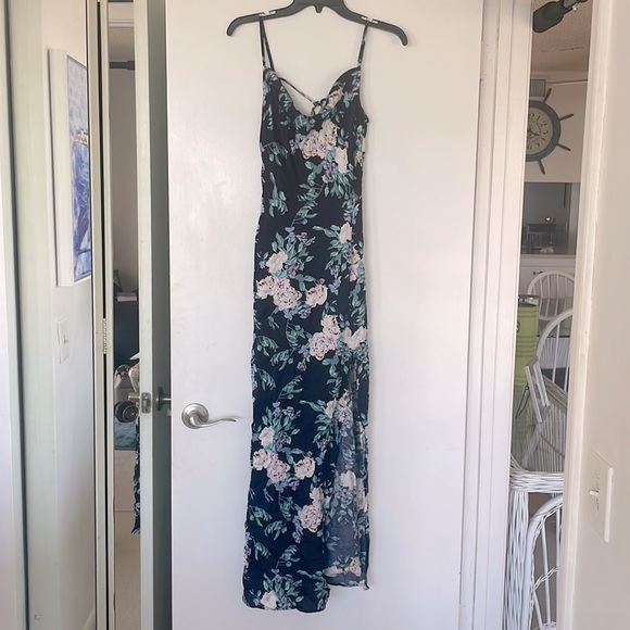 Lovestitch Clothing Cowl Neck Floral Print Maxi Dress - Picture 4 of 7